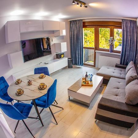Apartament Ksiazecy Przy Palacu - Klimatyzacja Żagań Exteriör bild