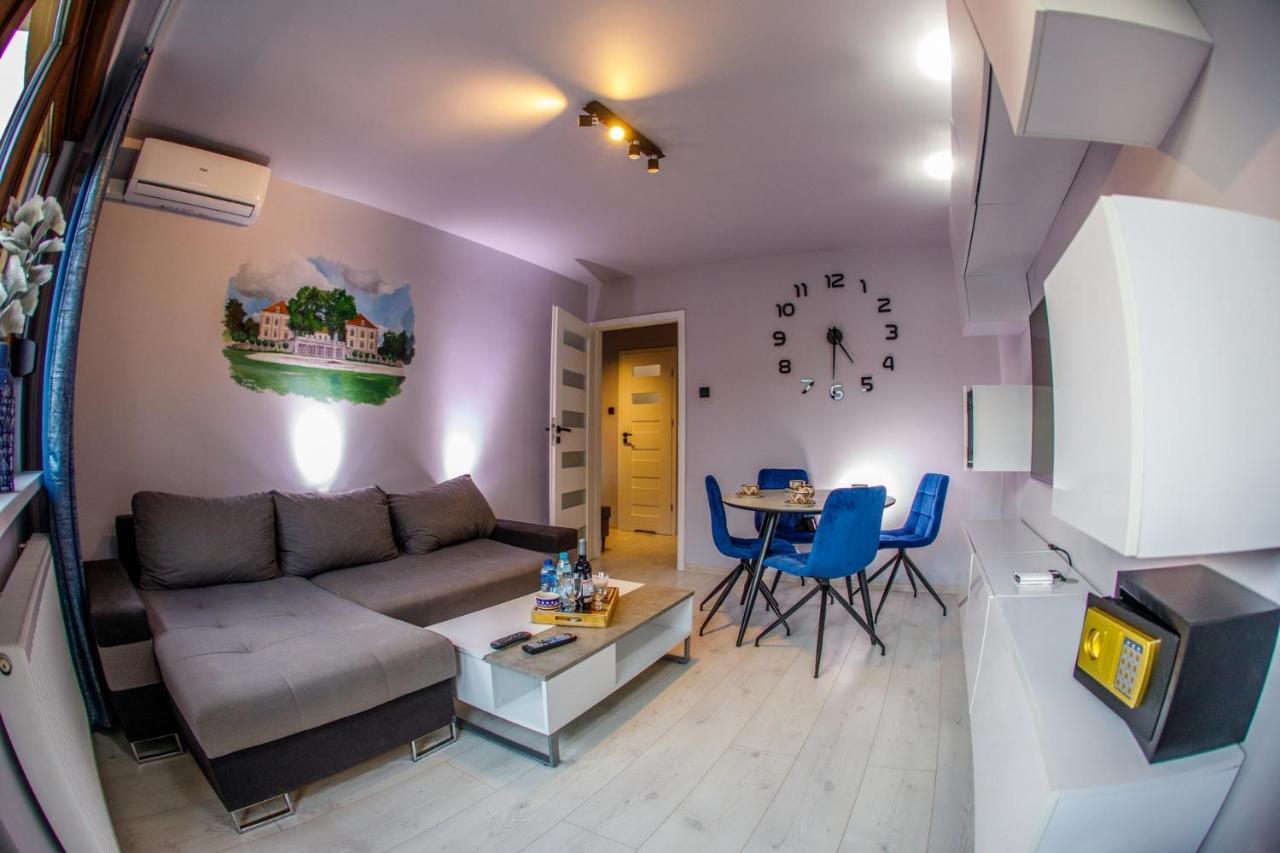 Apartament Ksiazecy Przy Palacu - Klimatyzacja Żagań Exteriör bild